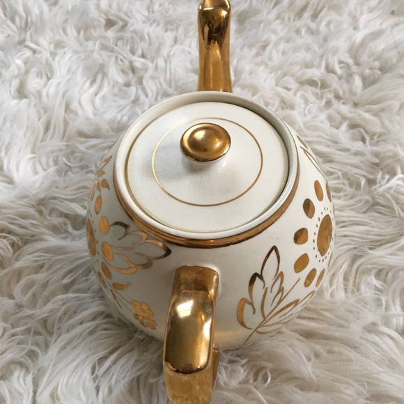 TEAPOT  vintage  with gold - Picture 2 of 5